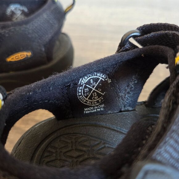 Keen Newport H2 Water Sandals Black/Yellow Sz Toddler's 8 Adjustable Waterproof - Picture 9 of 10